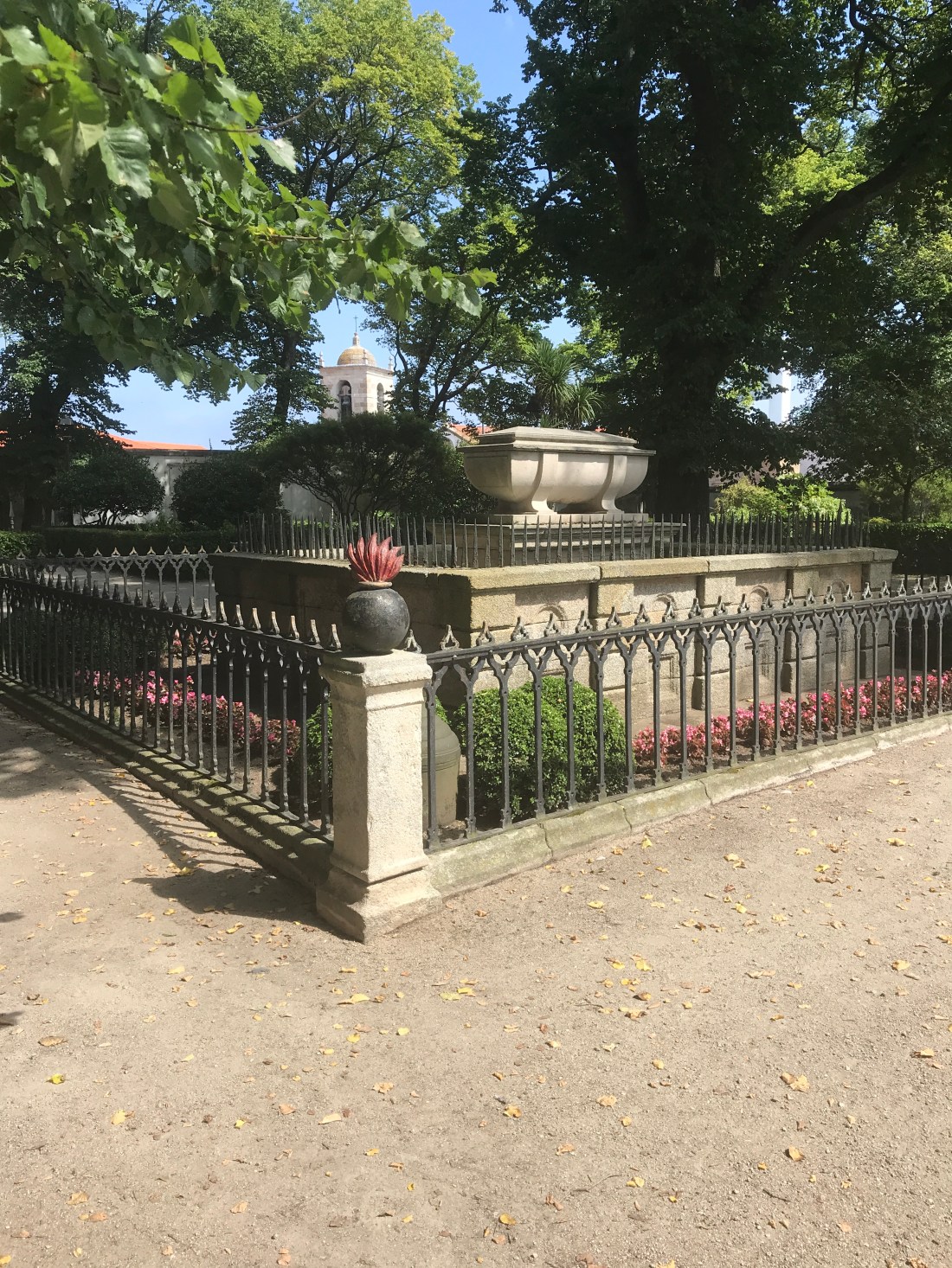 F235DF48-8AAF-452E-AF05-E433FFBC0DBB